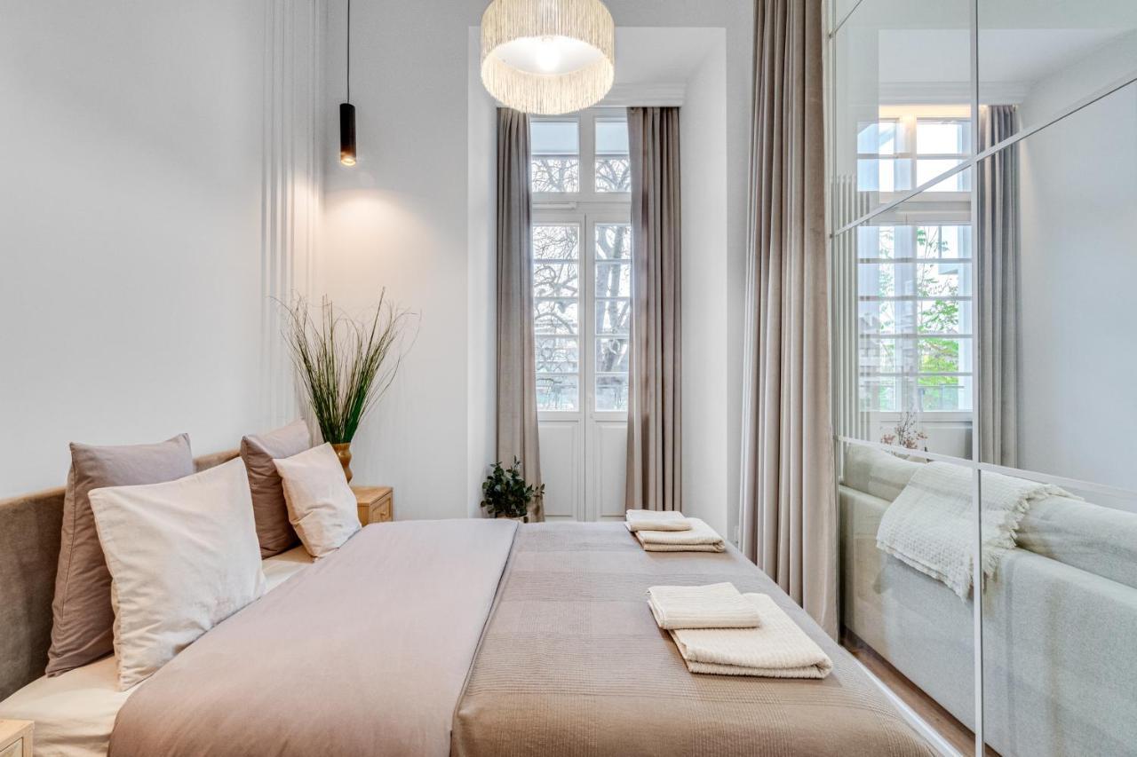 Riverside View - Parking Free Apartment